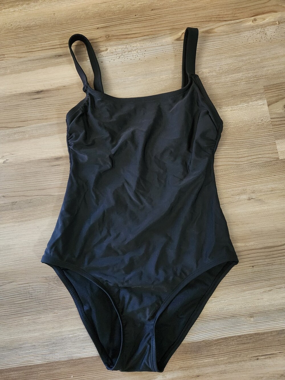 Hurley XS Classic Black One-Piece Swimsuit